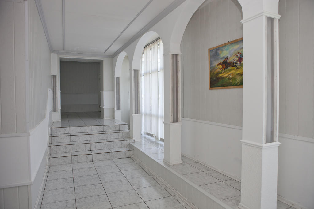 Pectoral On Khortytsia Hotel Zaporizhia Bagian luar foto