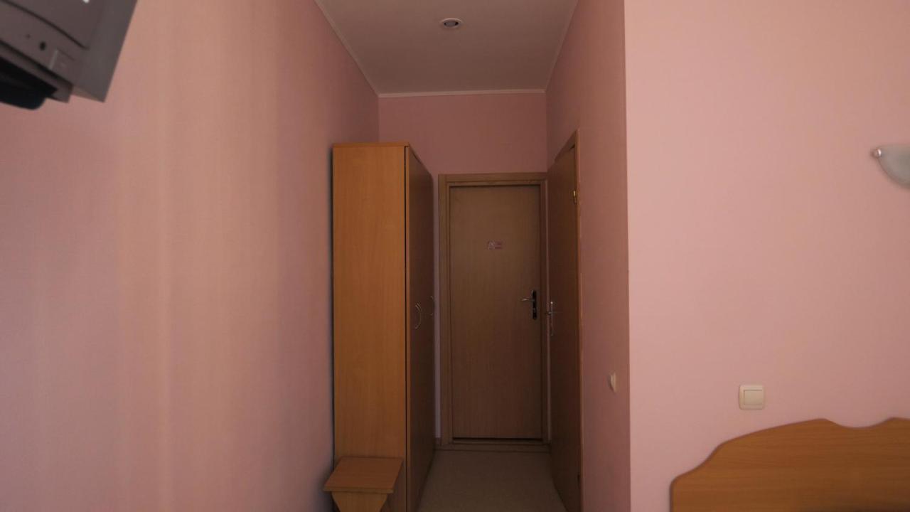 Pectoral On Khortytsia Hotel Zaporizhia Bagian luar foto