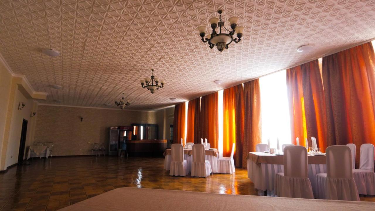 Pectoral On Khortytsia Hotel Zaporizhia Bagian luar foto