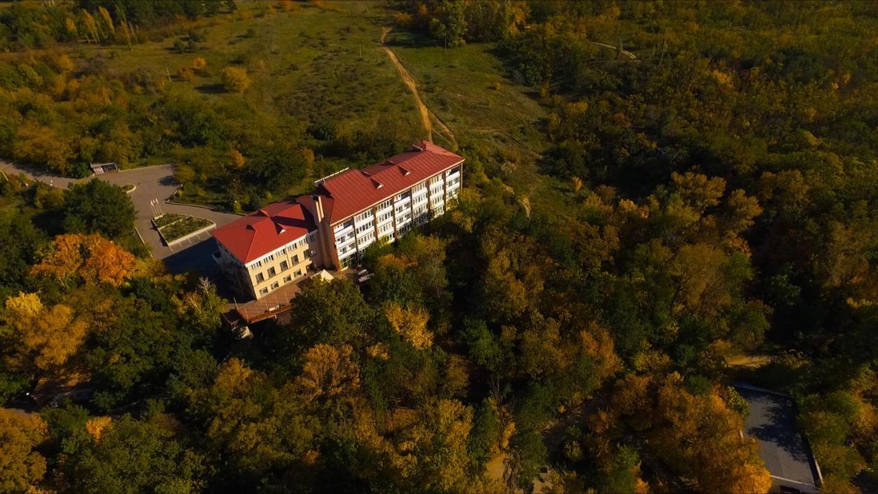 Pectoral On Khortytsia Hotel Zaporizhia Bagian luar foto